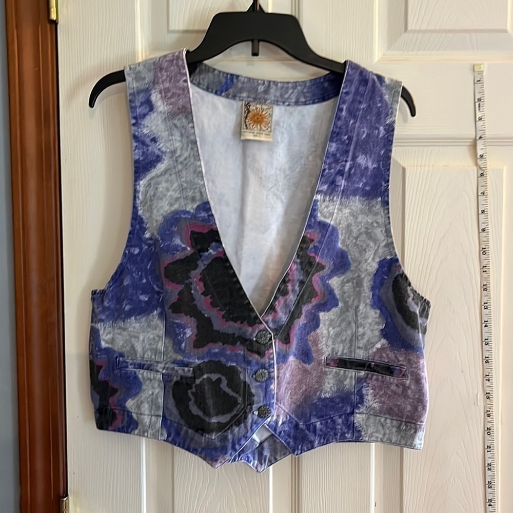 Vintage-Chico’s 10 years collection-size 1( medium)-purple/Black/gray/pink vest